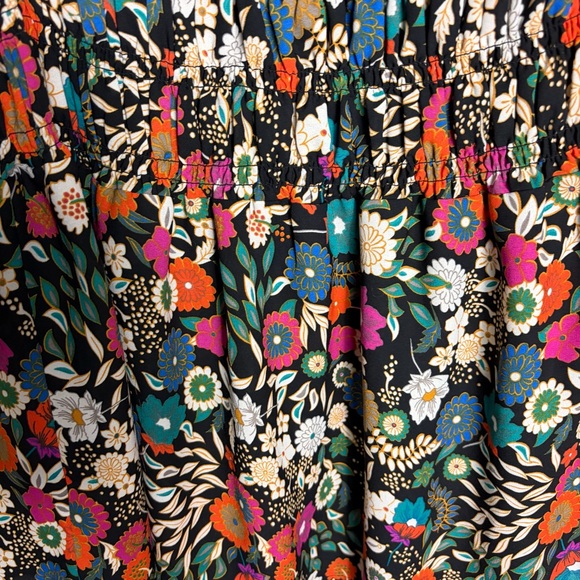 Floral Off-Shoulder Smocked Peasant Top - Black Multi size 2X - Picture 4 of 5